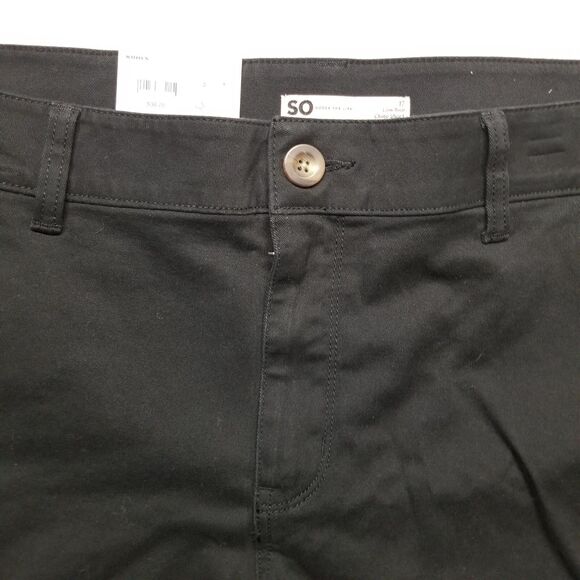 SO brand (Kohl's) Juniors 17 Shorts Lo Rise Chino Midi Black Classic Basic NEW - Picture 3 of 9